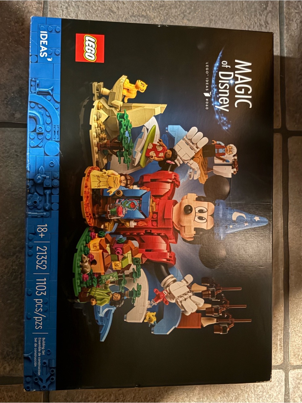 Lego Magic of Disney Mickey Mouse Set (Black, Red, Blue)